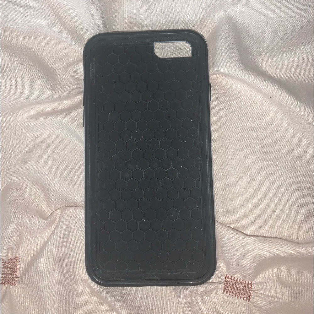 Monogrammed phone case - Picture 2 of 3